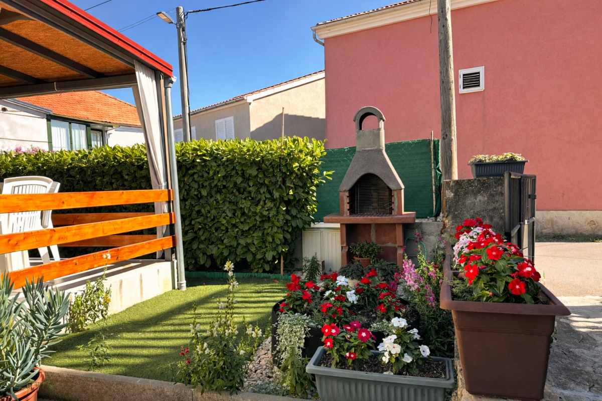 Holiday Home Pakoštane