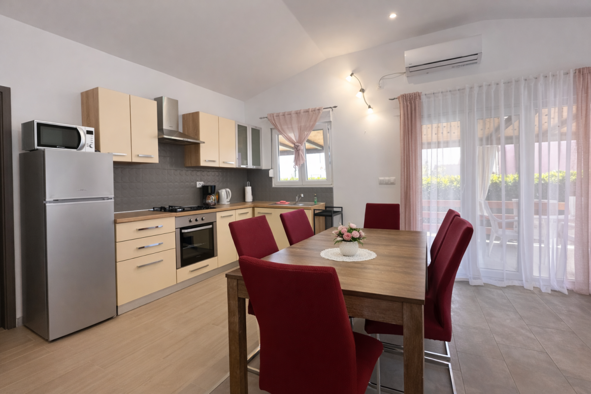 Holiday Home Pakoštane