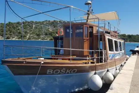 Boat excursion and dolphin watching tour – Departure from Pakoštane