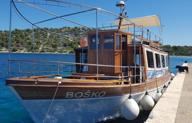 Boat excursion and dolphin watching tour – Departure from Pakoštane