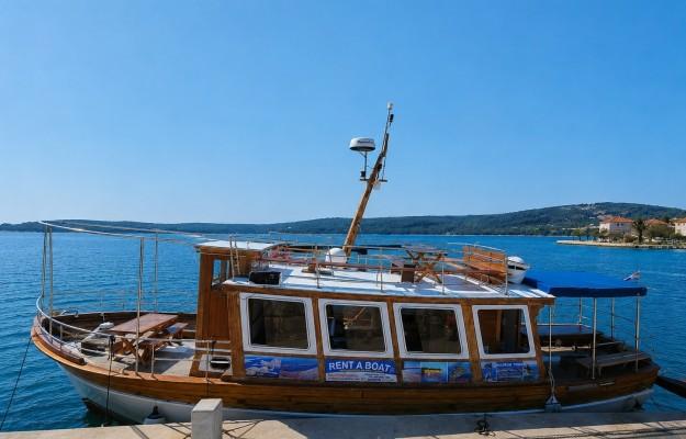 Boat excursion and dolphin watching tour – Departure from Pakoštane