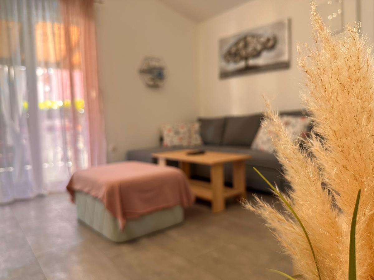 Holiday Home Pakoštane