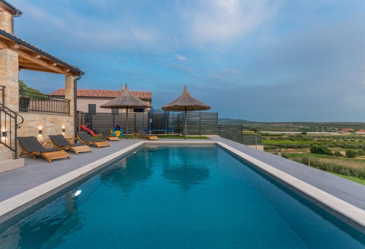 Villa Olive Vrana
