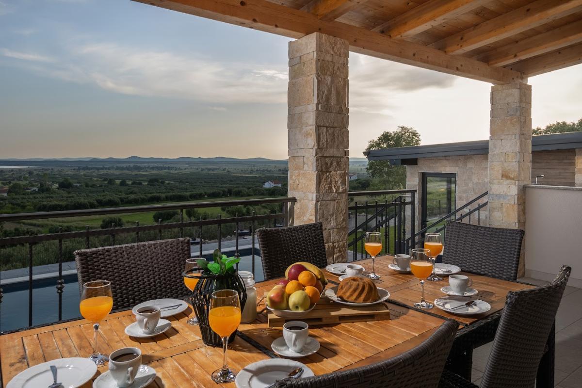 Villa Olive Vrana