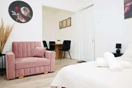 Izabella Seaside Studio 2