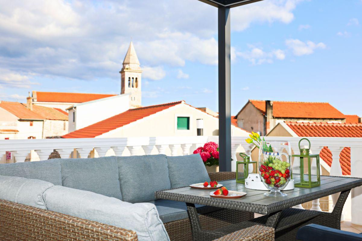 Apartment Tri Ferala 1