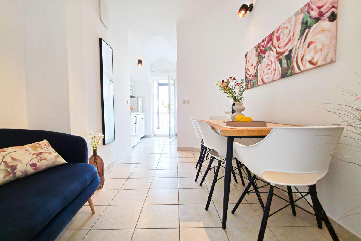 Apartment Tri Ferala 1
