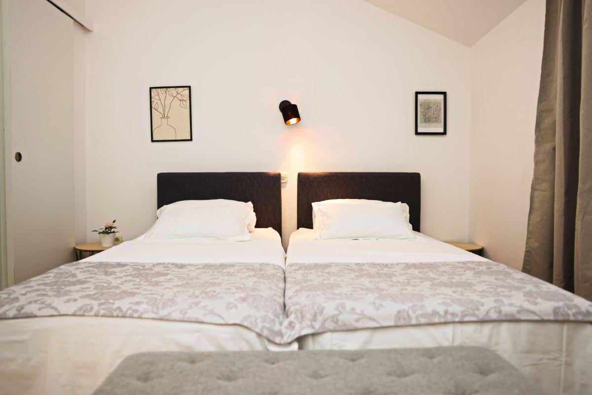 Apartment Tri Ferala 2