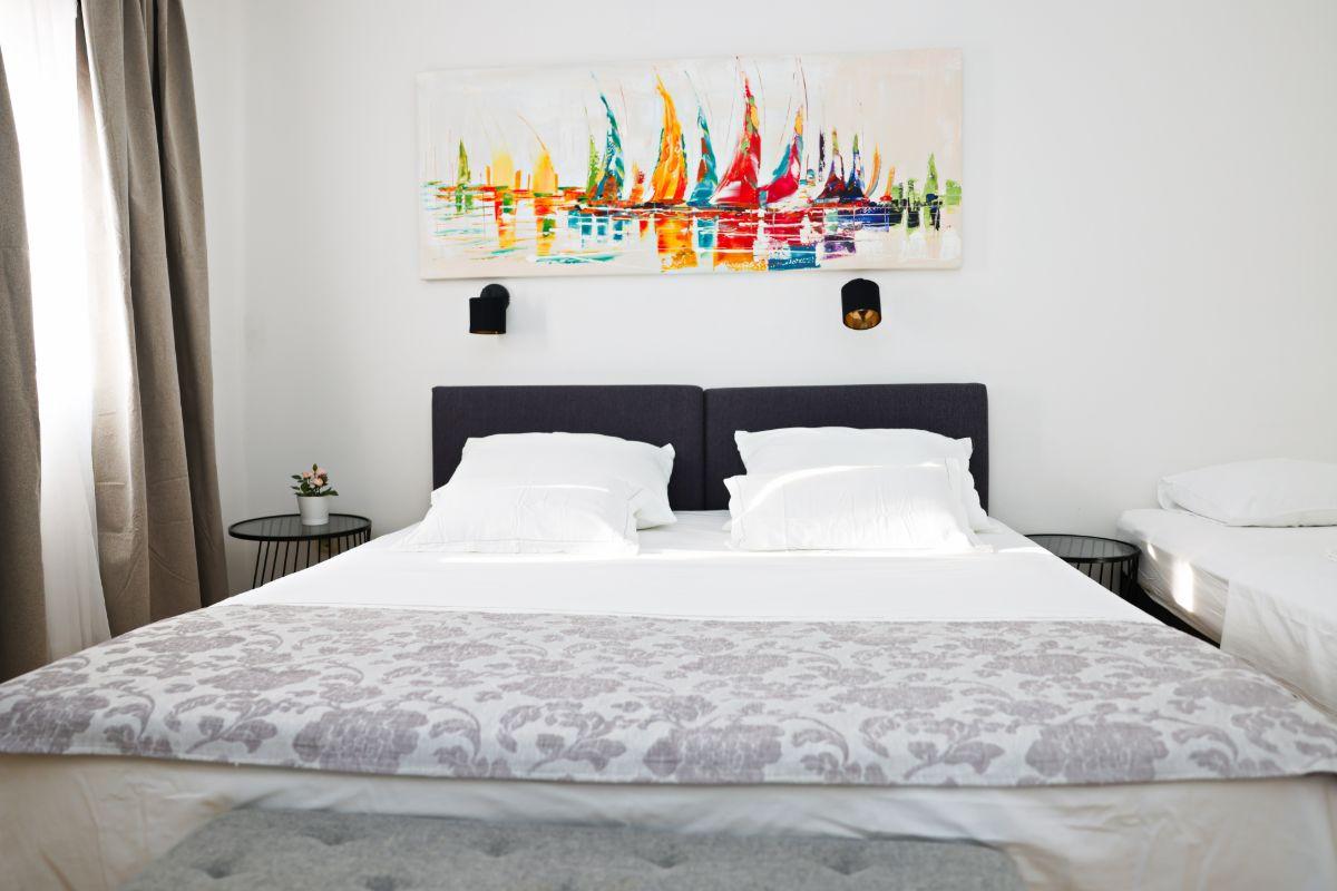 Apartment Tri Ferala 2