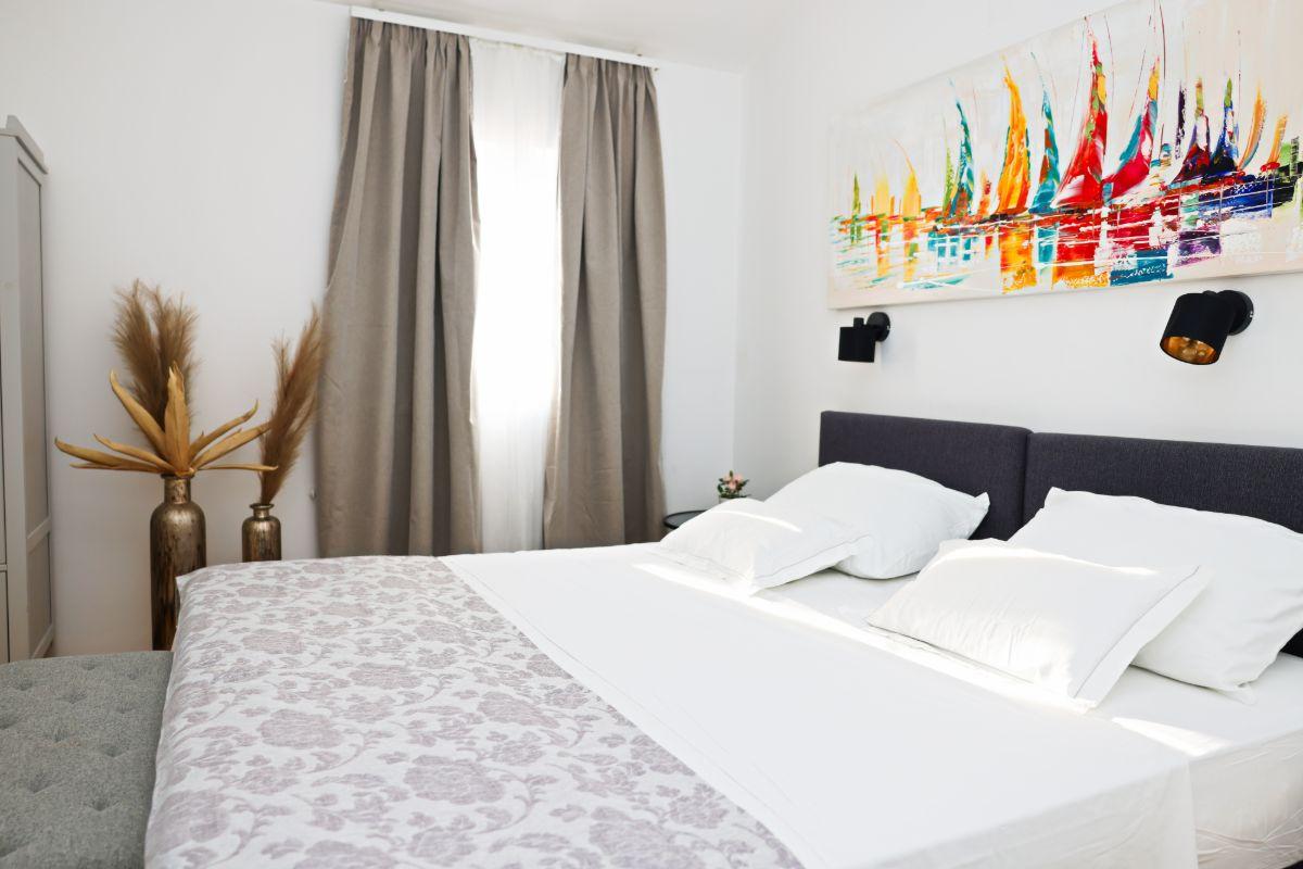 Apartment Tri Ferala 2