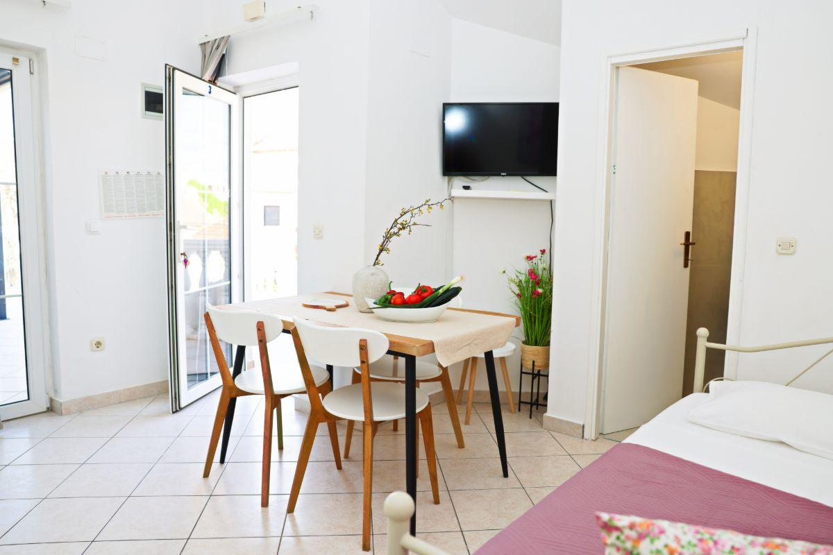Apartman Tri Ferala 3