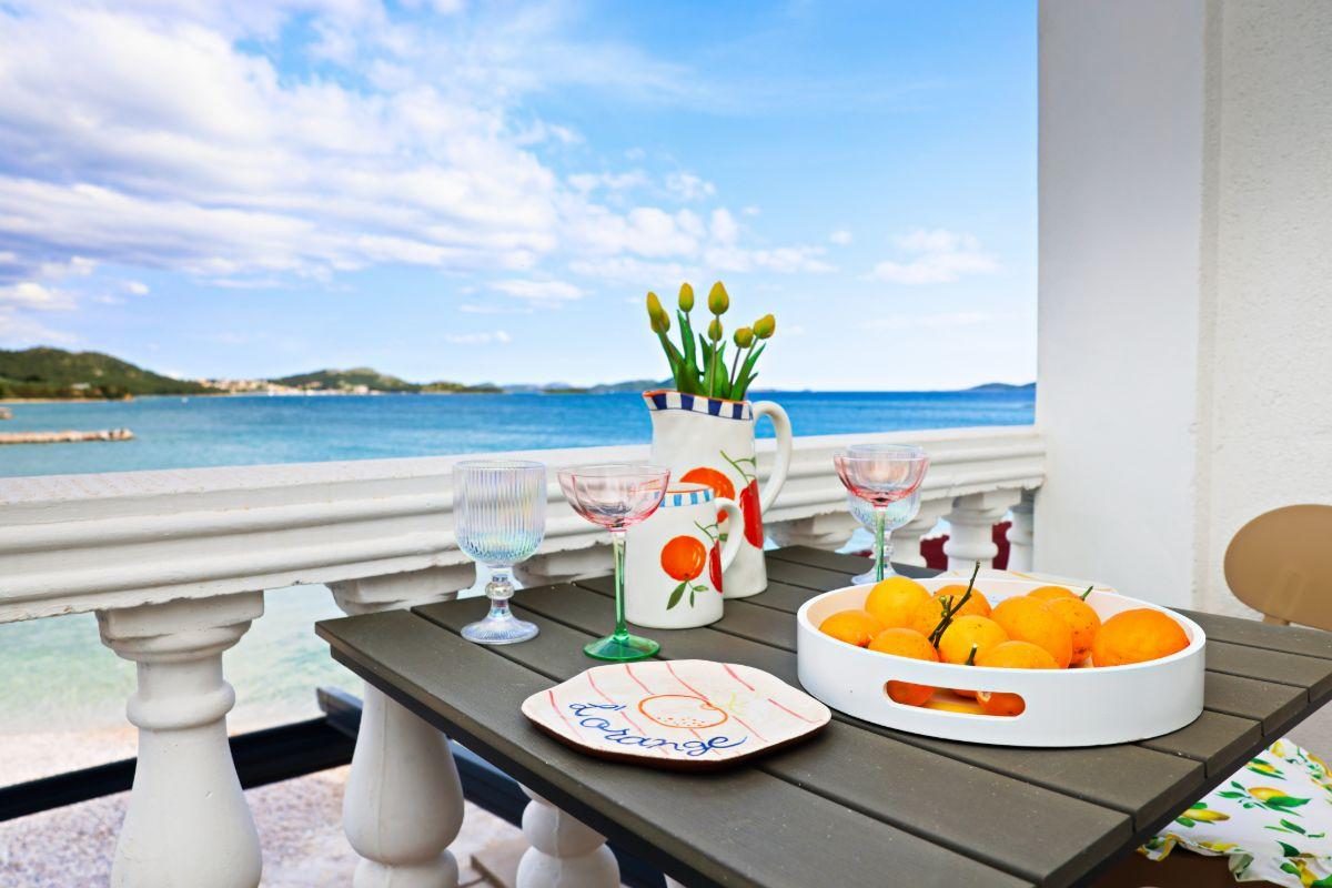 Beachfront apartment - Janice Beach