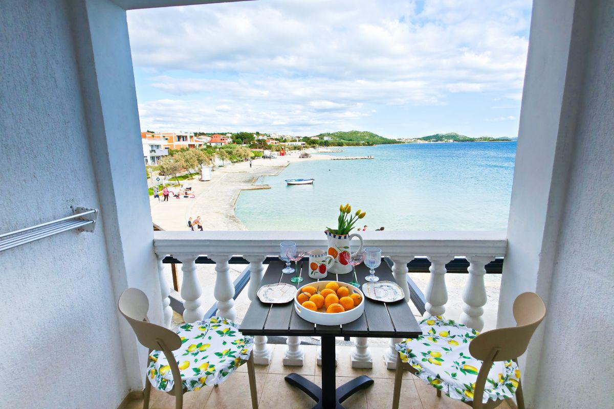 Beachfront apartment - Janice Beach