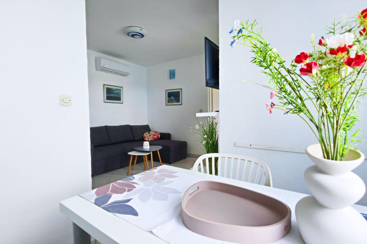Beachfront apartment - Janice Beach 7