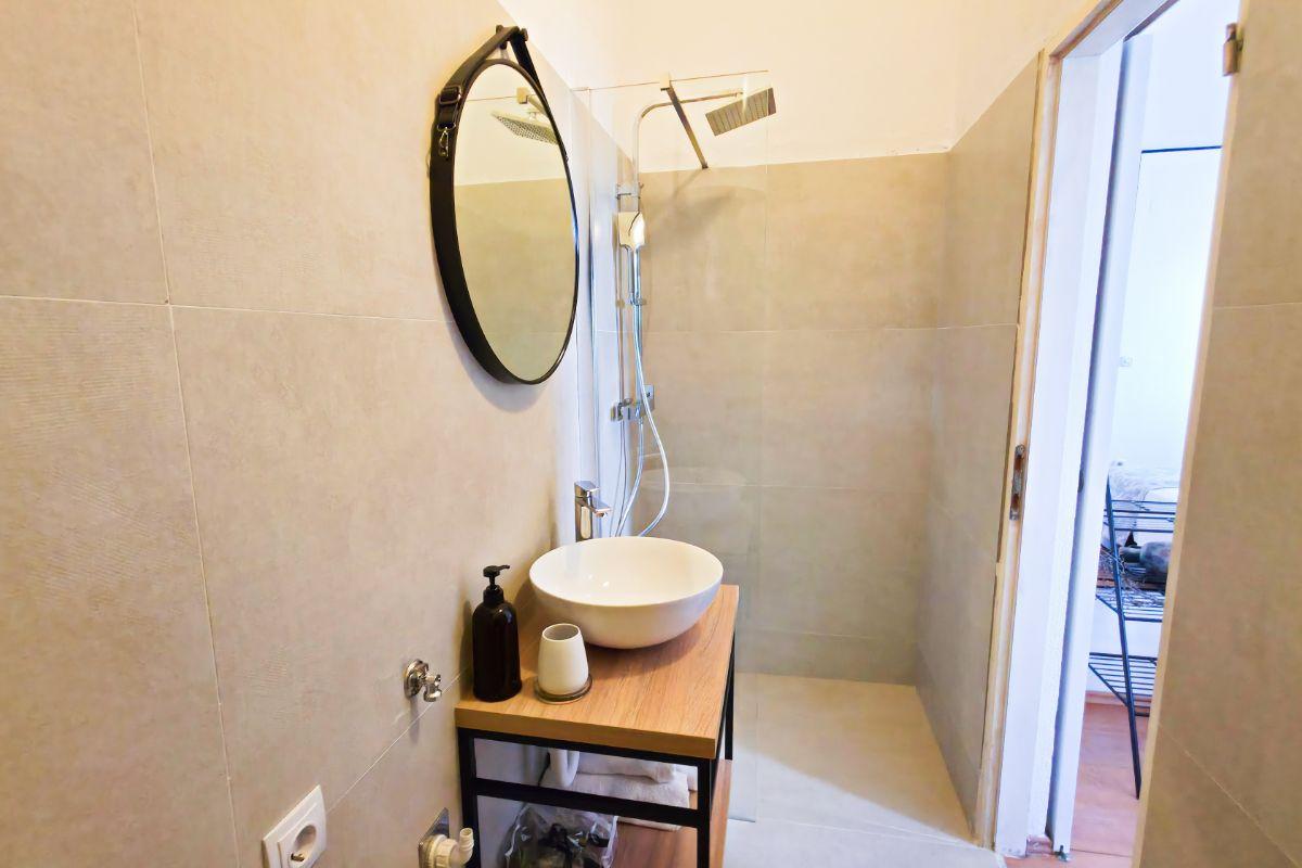 Beachfront apartment - Janice Beach 7