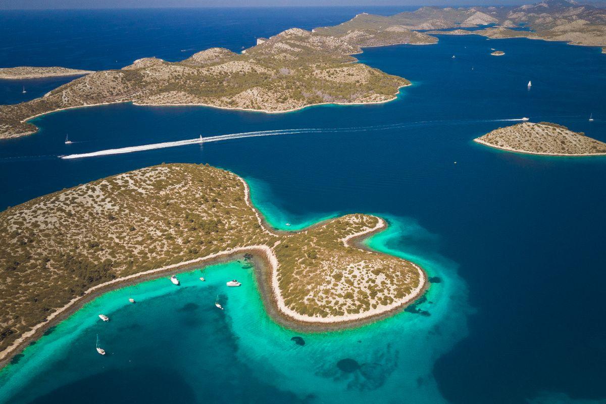 Otkrij Kornate i Telašćicu – jedinstvena tura u maloj grupi