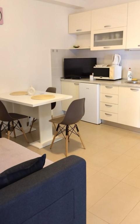 Apartment Drage